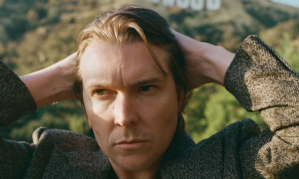 Alex Cameron